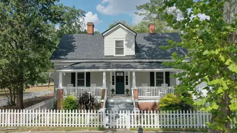 102 Edgefield Ave NE, Aiken, SC 29801