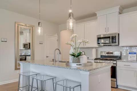 Kitchen - 349 Tupelo Pass, Harlem, GA 30814 photo 6 of 8