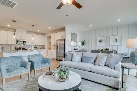 Living - 349 Tupelo Pass, Harlem, GA 30814 photo 4 of 6