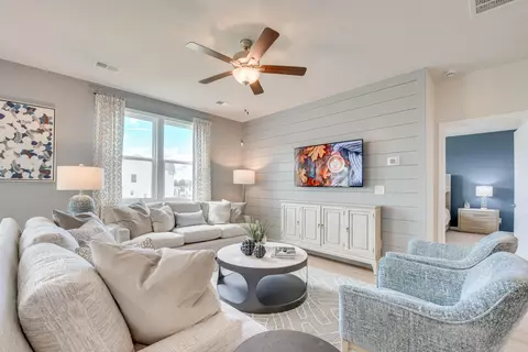 Living - 349 Tupelo Pass, Harlem, GA 30814 photo 2 of 6