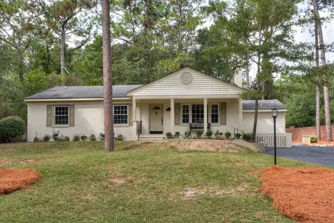 817 Laurel Dr SW, Aiken, SC 29801