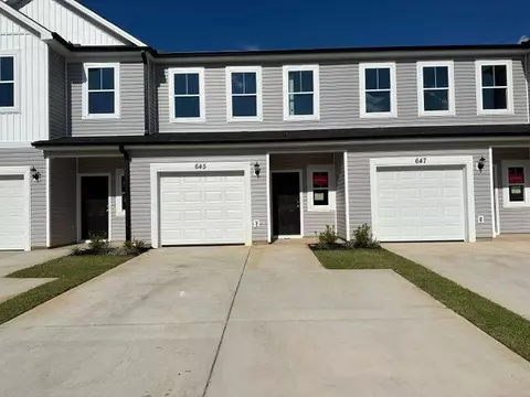 645 Hampton Dr, North Augusta, SC 29860