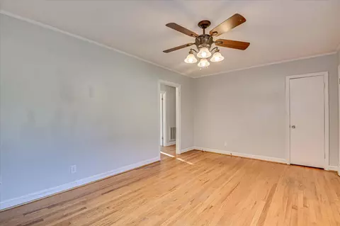 Living - 510 4th St, Jackson, SC 29831 photo 3 of 4