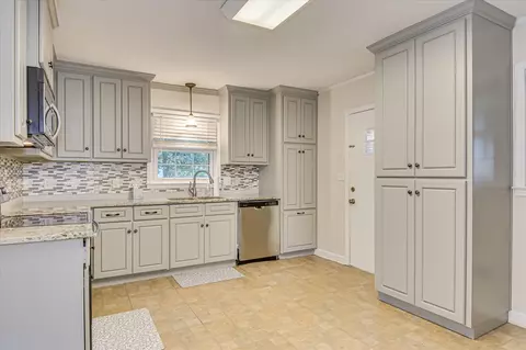 Kitchen - 510 4th St, Jackson, SC 29831 photo 1 of 6