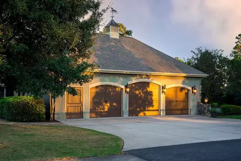 Exterior - 1029 Shell Bluff Dr, Aiken, SC 29803 photo 3 of 16