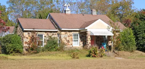 181 Louie St, Wagener, SC 29164