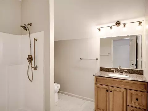 Bath - 303 N Windsor Rd, Windsor, SC 29856 photo 3 of 4