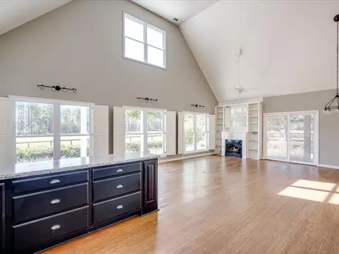 Living - 303 N Windsor Rd, Windsor, SC 29856 photo 2 of 6