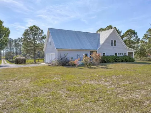 Exterior - 303 N Windsor Rd, Windsor, SC 29856 photo 8 of 14