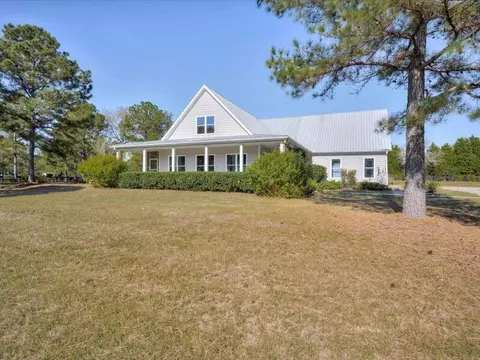 Exterior - 303 N Windsor Rd, Windsor, SC 29856 photo 10 of 14