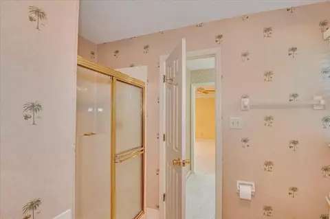 Bath - 117 Lenox Pl, Evans, GA 30809 photo 3 of 4