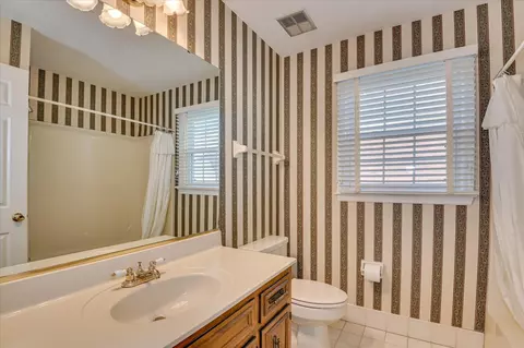 Bath - 117 Lenox Pl, Evans, GA 30809 photo 4 of 4