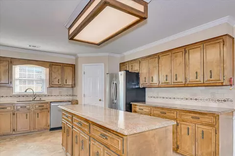 Kitchen - 117 Lenox Pl, Evans, GA 30809 photo 2 of 6