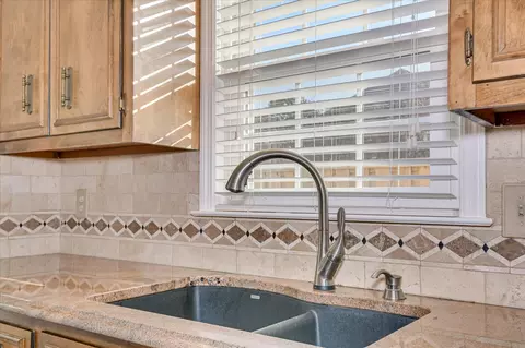 Kitchen - 117 Lenox Pl, Evans, GA 30809 photo 4 of 6