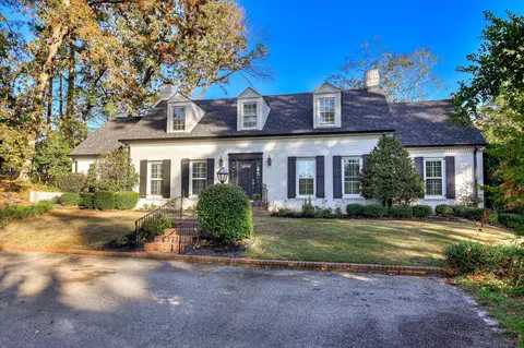 Exterior - 802 Camellia Rd, Augusta, GA 30909 photo 3 of 11