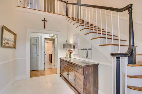 Entry Way - 802 Camellia Rd, Augusta, GA 30909 photo 2 of 10