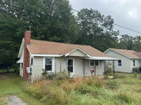 205 Sanders St, Honea Path, SC 29654 photo 1