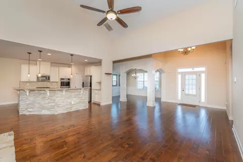 Living - 455 Equinox Loop, Aiken, SC 29803 photo 4 of 9