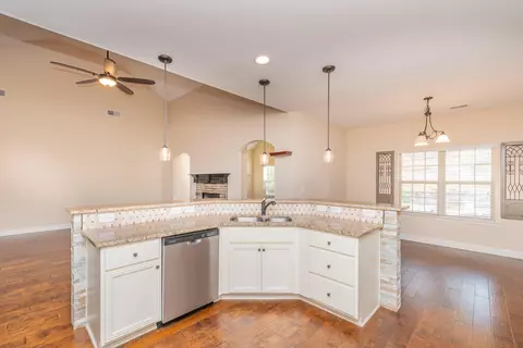 Kitchen - 455 Equinox Loop, Aiken, SC 29803 photo 1 of 3