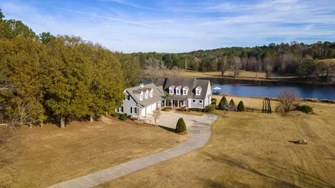 5180 Farmstead Dr, Aiken, SC 29803