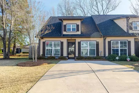 314 Bordeaux Dr, Thomson, GA 30824