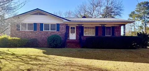1103 Jeter St, Edgefield, SC 29824