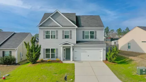 677 Turning Crest Ln, Graniteville, SC 29829