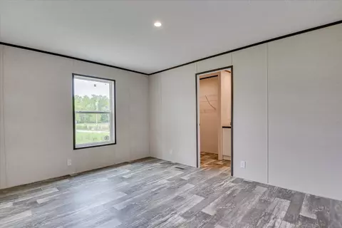 136 Carline St, Gloverville, SC 29828