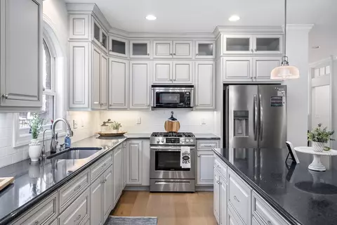 Kitchen - 136 Pinyon Pine Loop, Aiken, SC 29803 photo 5 of 6