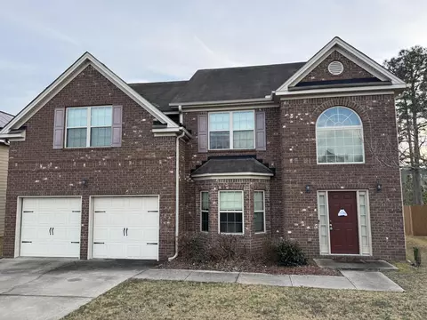 566 Village East Cir, Graniteville, SC 29829