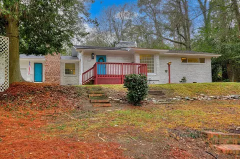 909 Valley Rd, Aiken, SC 29801