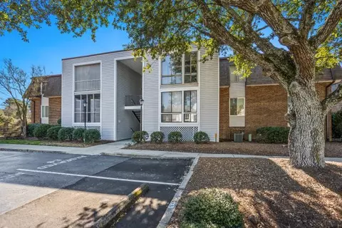 327 Laurens St SW #E-9, Aiken, SC 29801