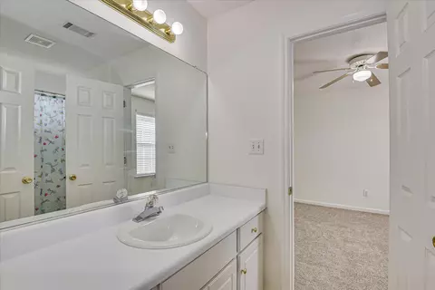 Bath - 2006 Bromley Ct, Augusta, GA 30909 photo 3 of 4