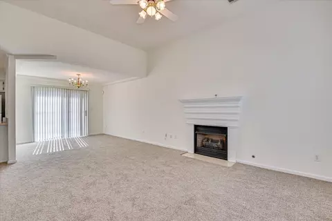 Living - 2006 Bromley Ct, Augusta, GA 30909 photo 3 of 5
