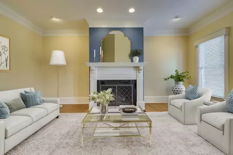 Living - 4139 Hammonds Fry, Evans, GA 30809 photo 3 of 10