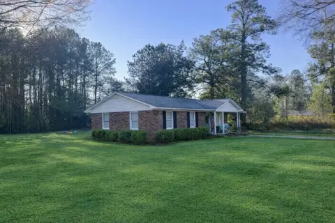 604 N Morgan Ave, Andrews, SC 29510