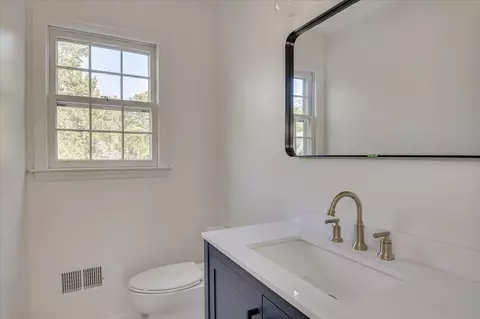 Bath - 3427 Heather Dr, Augusta, GA 30909 photo 1 of 5