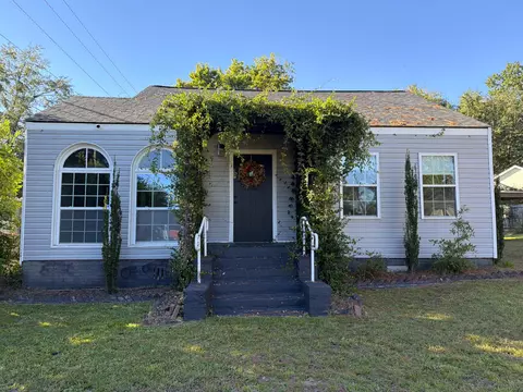 1101 Pine Dr NW, Aiken, SC 29801