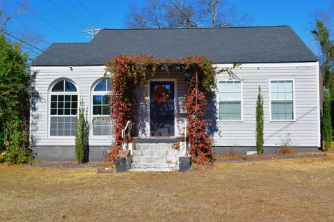 1101 Pine Dr NW, Aiken, SC 29801