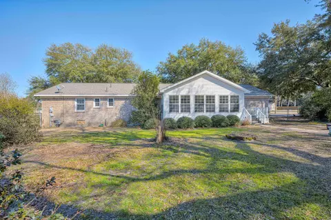Exterior - 7 Donna St, Williston, SC 29853 photo 7 of 15