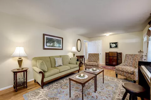 Living - 7 Donna St, Williston, SC 29853 photo 3 of 3