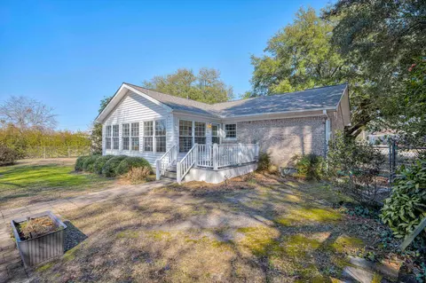 Exterior - 7 Donna St, Williston, SC 29853 photo 9 of 15