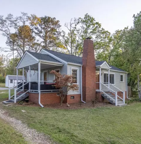 543 Jeter St, Edgefield, SC 29824