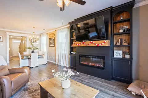 Living - 6006 Beadlow St, Aiken, SC 29801 photo 1 of 2