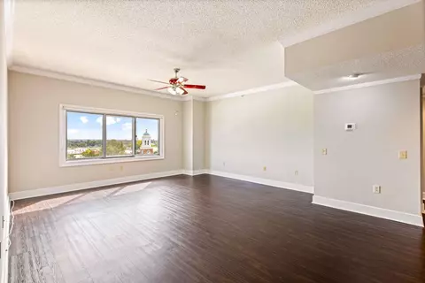 Living - 1 7th St #805, Augusta, GA 30901 photo 5 of 7