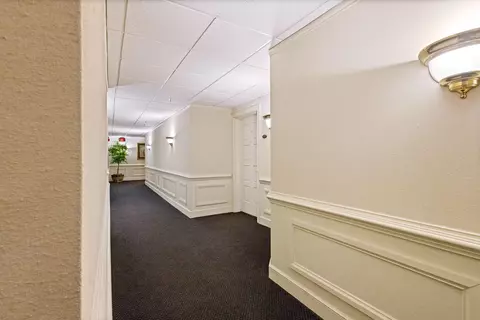 Entry Way - 1 7th St #805, Augusta, GA 30901 photo 2 of 8