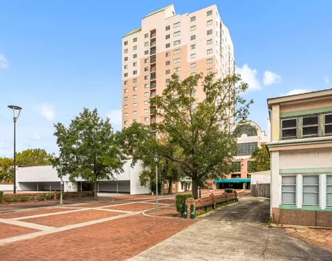 Exterior - 1 7th St #805, Augusta, GA 30901 photo 4 of 10
