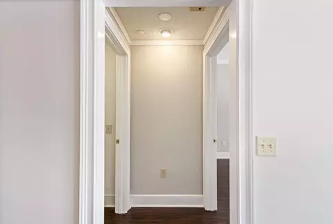 Entry Way - 1 7th St #805, Augusta, GA 30901 photo 5 of 8