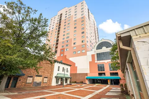 Exterior - 1 7th St #805, Augusta, GA 30901 photo 5 of 10