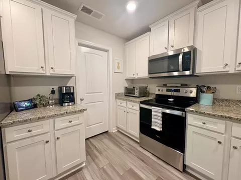 1335 Clemons Ln, Gilbert, SC 29054 photo 30